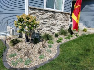 Front Yard Rock Garden Norwalk Seasonal - Des Moines, Iowa
