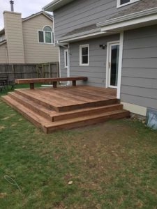 Small Deck with Bench Norwalk Seasonal - Des Moines, Iowa