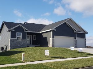Front Yard Sod Laying Norwalk Seasonal - Des Moines, Iowa