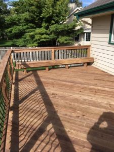 Decking with Bench and Railings Norwalk Seasonal - Des Moines, Iowa