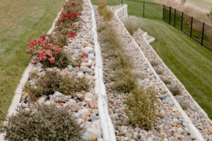 Redi-Rock Precast Concrete Retaining Wall -Flagstone Stone Retaining Wall Norwalk Seasonal - Des Moines, Iowa